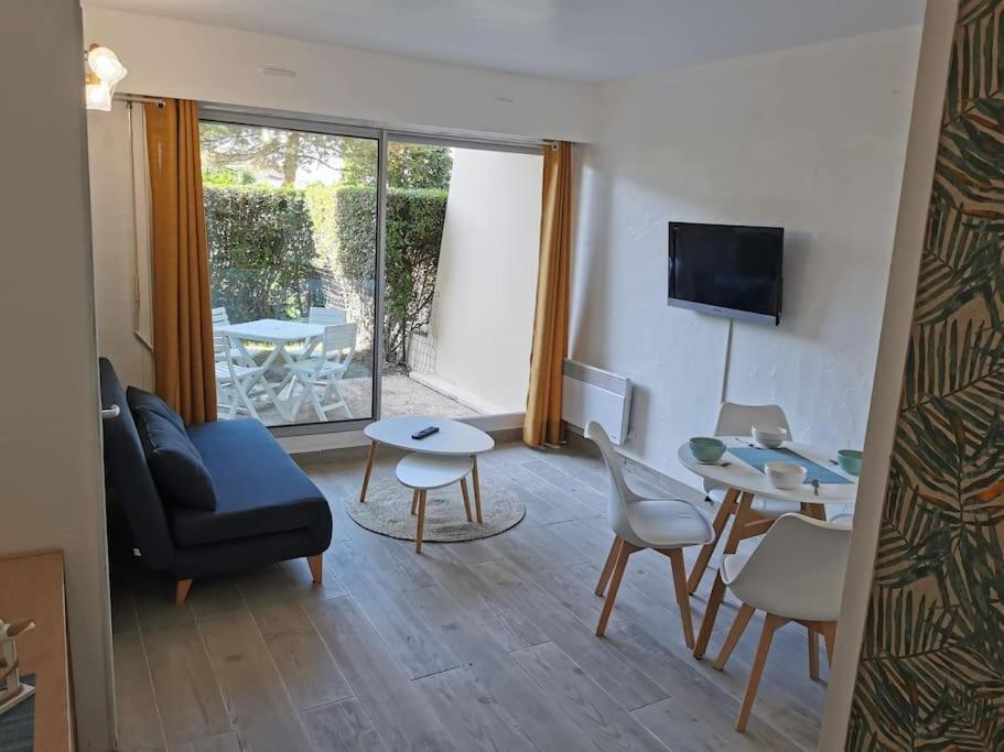 Appartement Acces Direct A La Plage Bernieres-sur-Mer Экстерьер фото